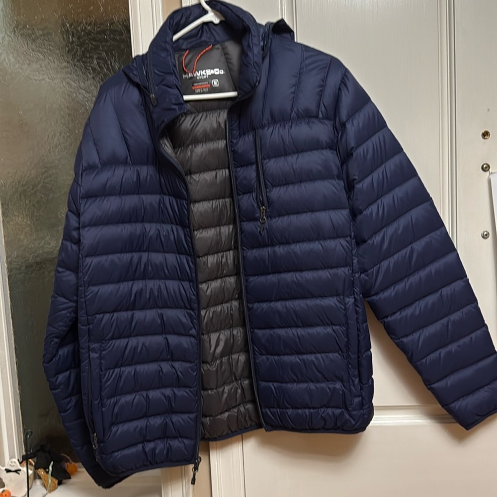 Lightweight puffer jacket